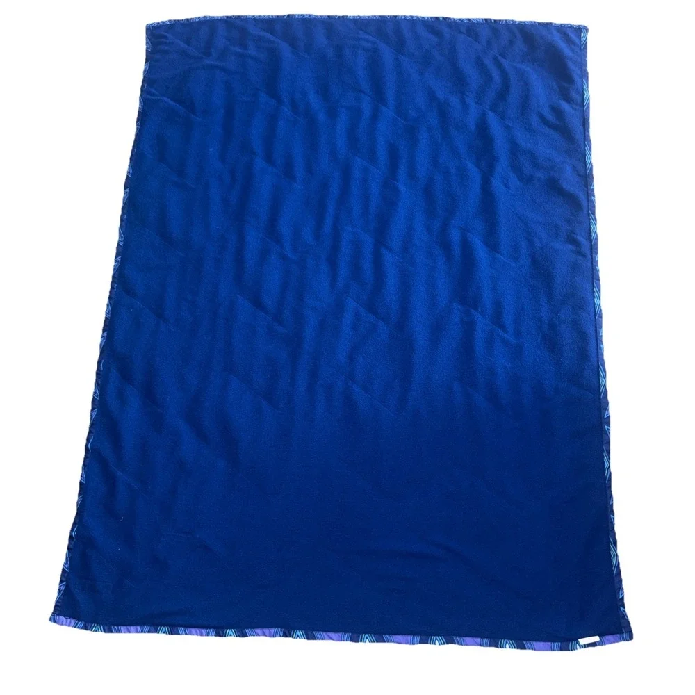 United Airlines Polaris Blanket Saks Fifth Avenue Claude Kameni Limited Edition